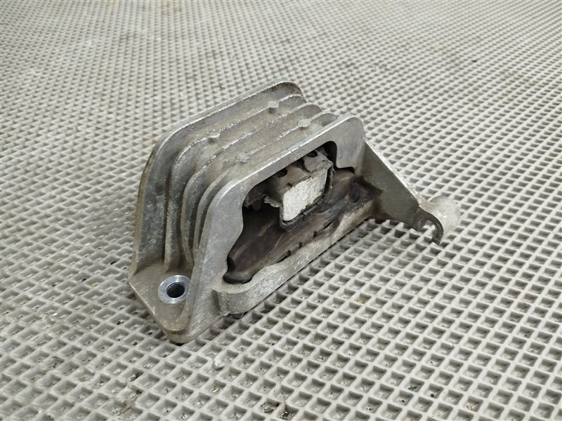 подушка двигателя, 9160 рублей, Санкт-Петербург