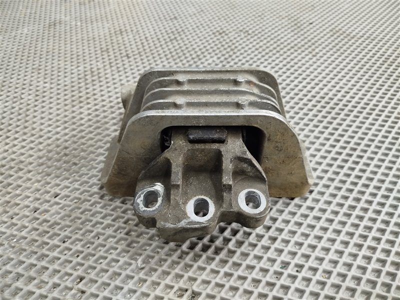 подушка двигателя, 9160 рублей, Санкт-Петербург