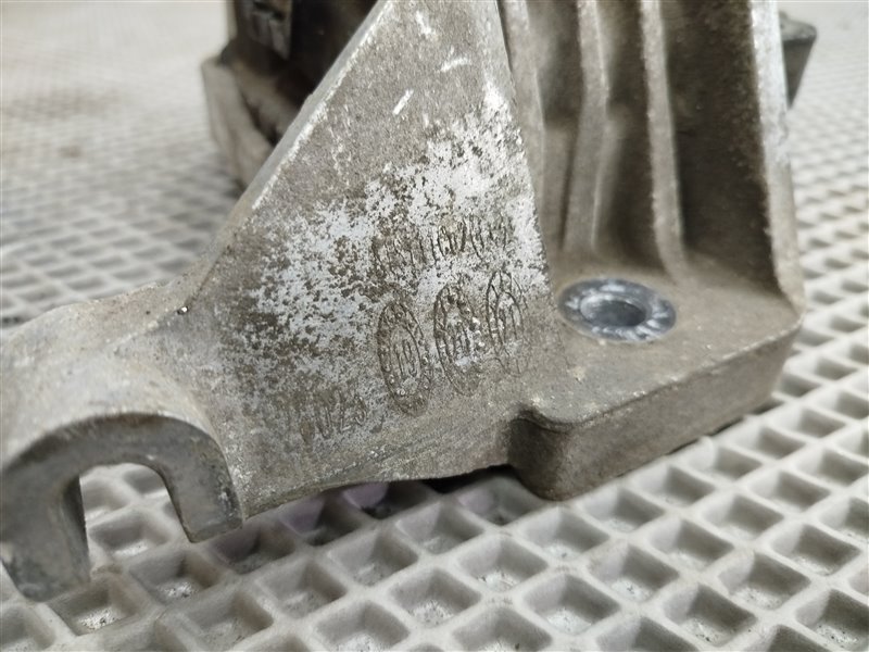 подушка двигателя, 9160 рублей, Санкт-Петербург