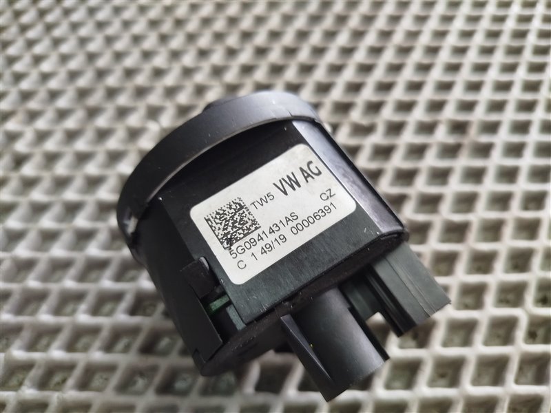 переключатель света, 2595 рублей, Санкт-Петербург