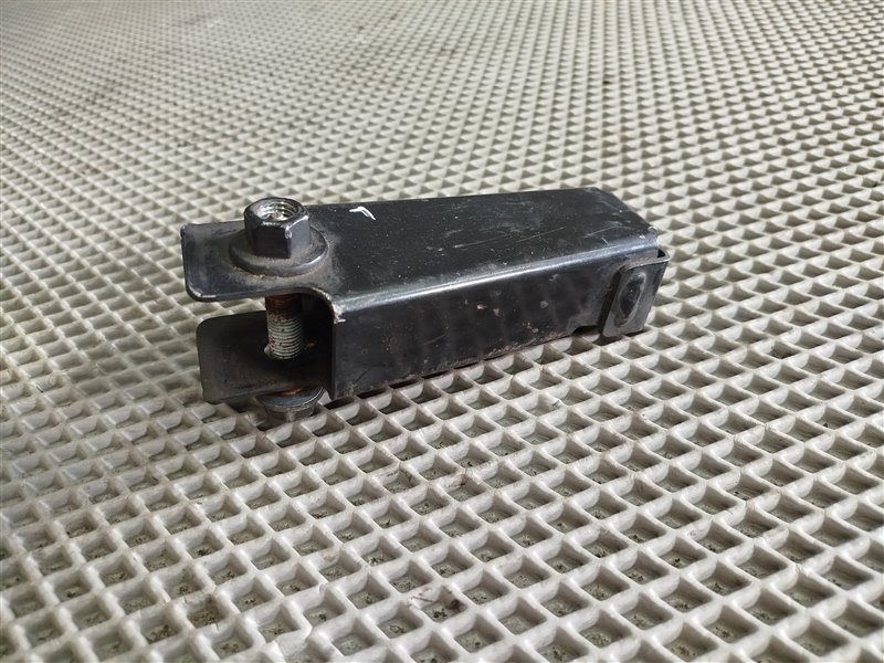 Кронштейн подрамника, 3690 рублей, Санкт-Петербург