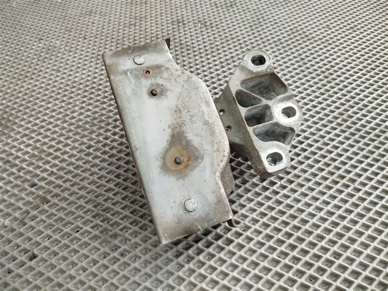 Подушка МКПП, 9180 рублей, Санкт-Петербург