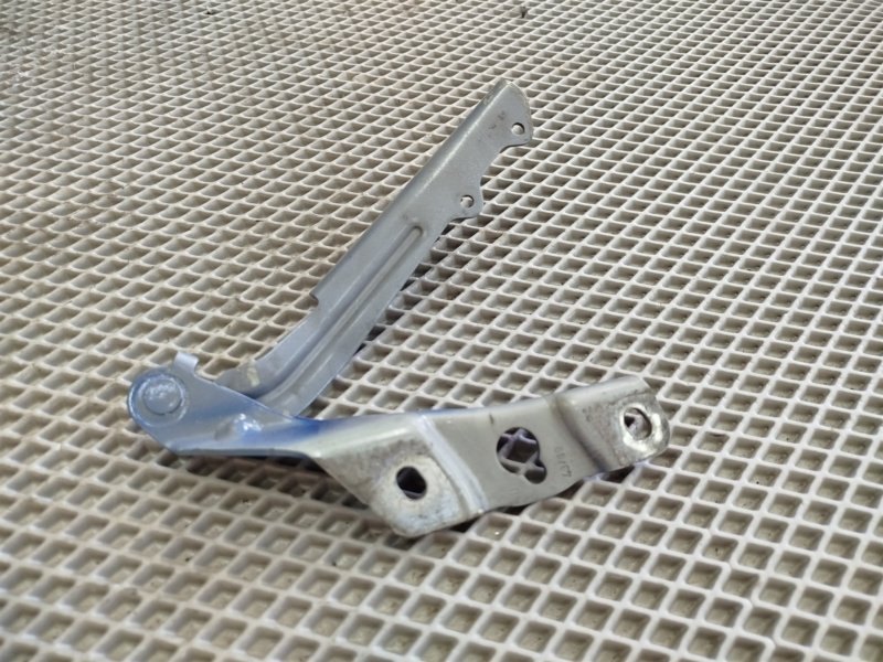 петля капота, 9180 рублей, Санкт-Петербург