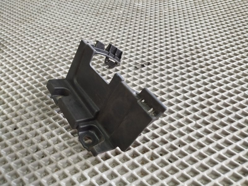 кронштейн бампера, 1855 рублей, Санкт-Петербург