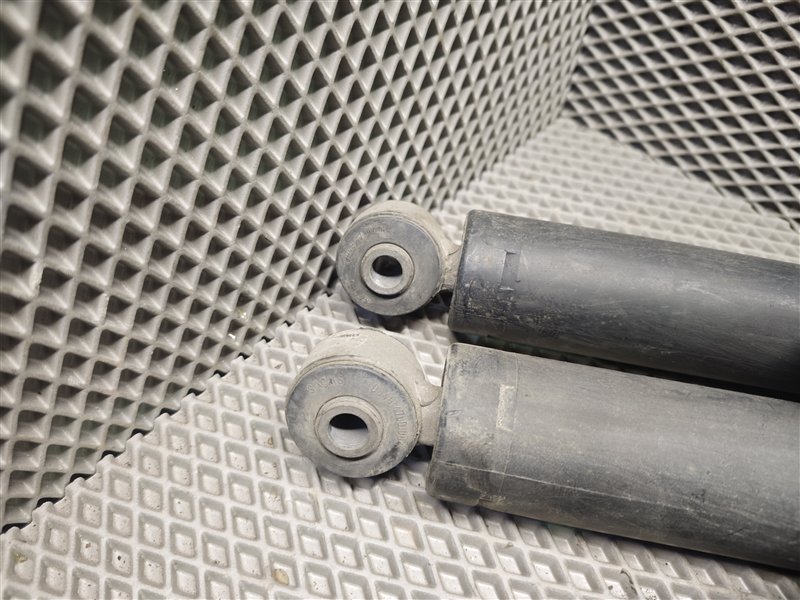 амортизатор, 3205 рублей, Санкт-Петербург