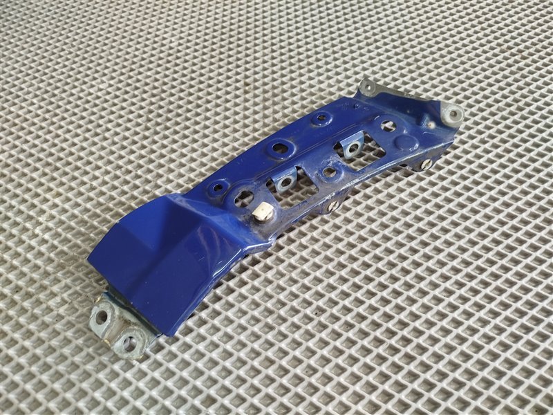 кронштейн крыла, 4615 рублей, Санкт-Петербург