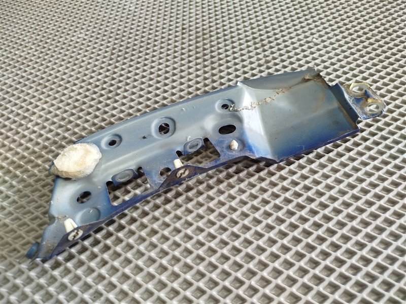 кронштейн крыла, 4615 рублей, Санкт-Петербург