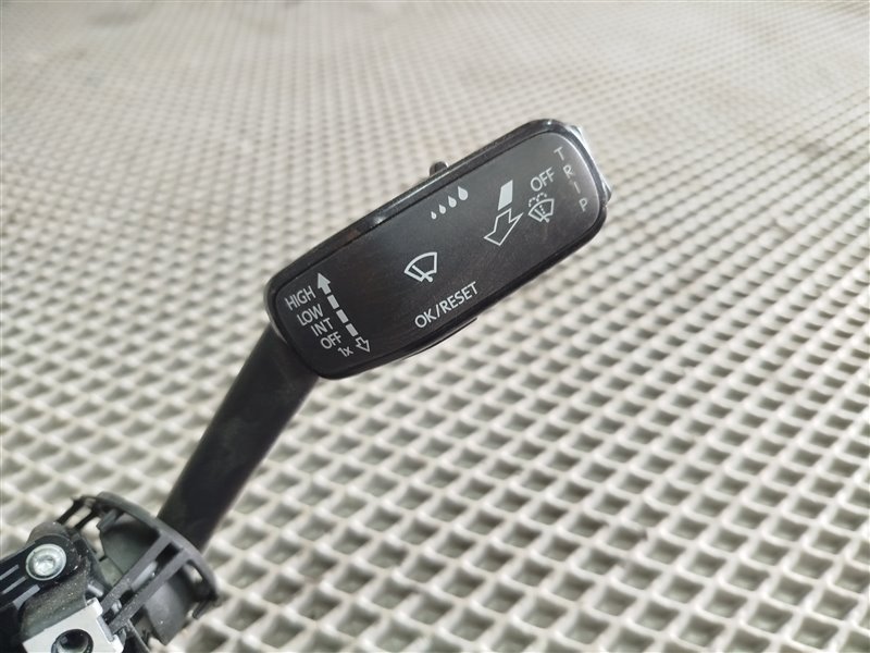 подрулевой переключатель, 13790 рублей, Санкт-Петербург