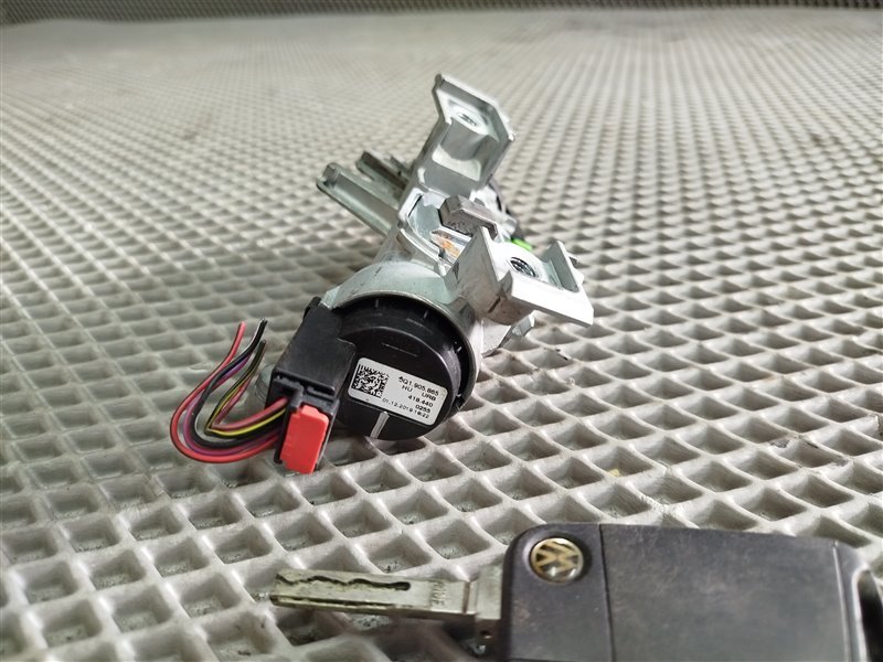 замок зажигания с ключом, 5255 рублей, Санкт-Петербург