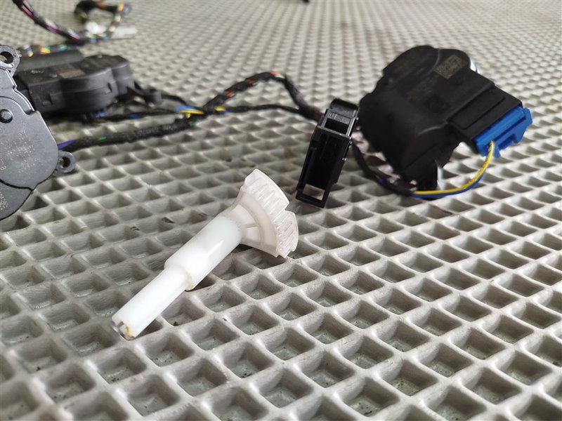 моторчик заслонки печки, 2510 рублей, Санкт-Петербург