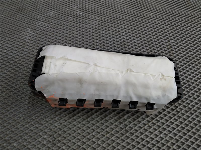 подушка в торпедо, 21890 рублей, Санкт-Петербург