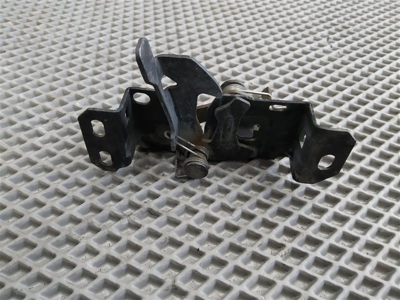 замок капота, 4900 рублей, Санкт-Петербург