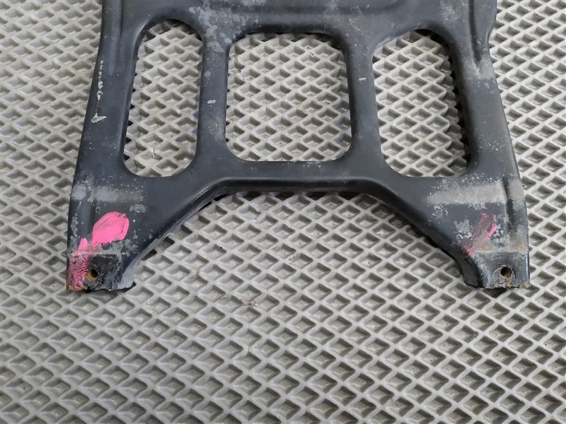 Кронштейн замка капота, 4420 рублей, Санкт-Петербург