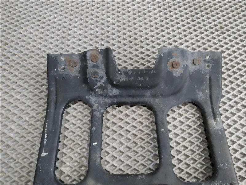 Кронштейн замка капота, 4420 рублей, Санкт-Петербург