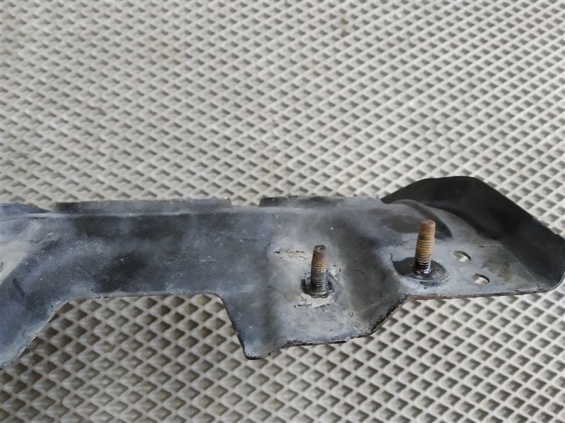 Кронштейн замка капота, 4420 рублей, Санкт-Петербург