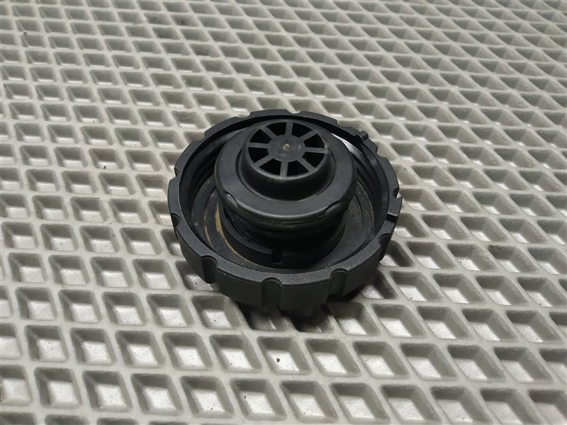 крышка расширительного бачка, 1175 рублей, Санкт-Петербург