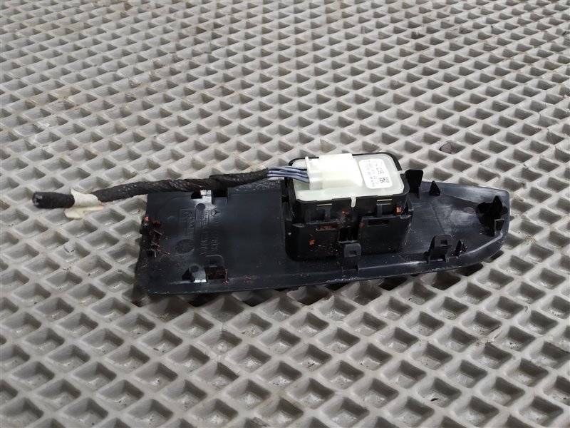 кнопка стеклоподъемника, 1270 рублей, Санкт-Петербург