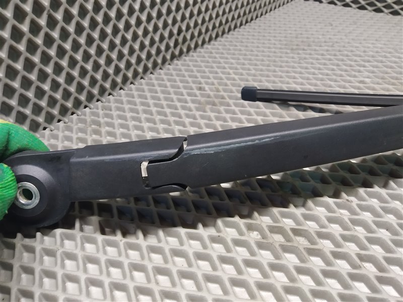 поводок стеклоочистителя, 4615 рублей, Санкт-Петербург