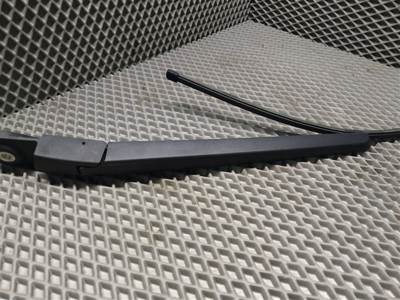 поводок стеклоочистителя, 4615 рублей, Санкт-Петербург