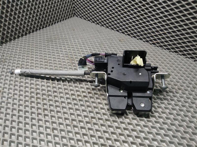 замок багажника, 9900 рублей, Санкт-Петербург