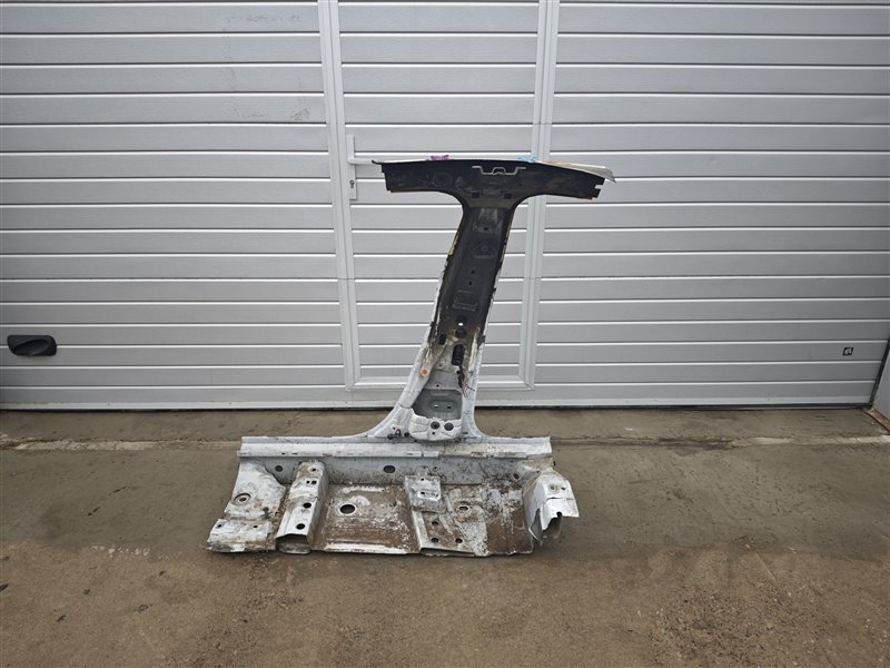 стойка кузова, 18370 рублей, Санкт-Петербург