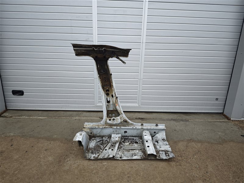 стойка кузова, 18370 рублей, Санкт-Петербург