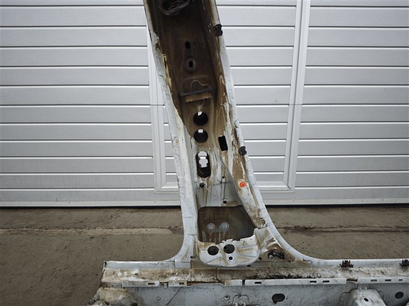 стойка кузова, 18370 рублей, Санкт-Петербург