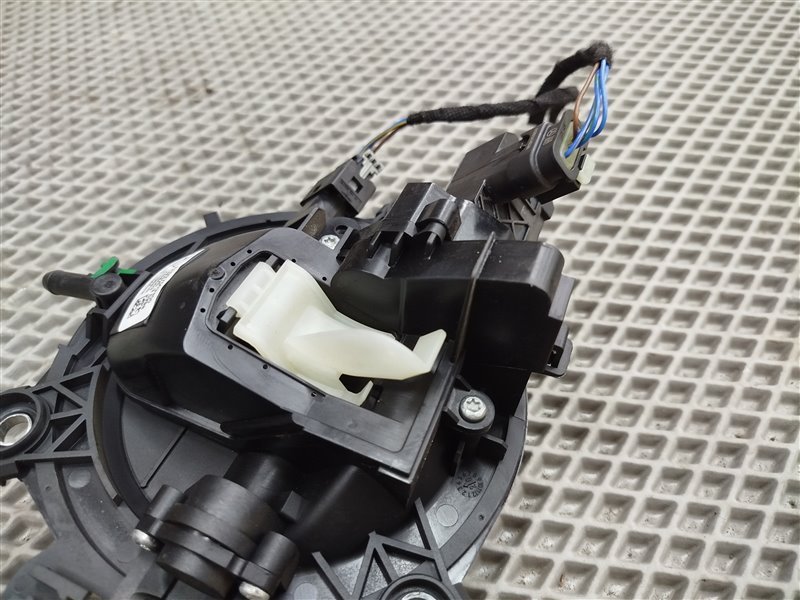 ручка крышки багажника, 12865 рублей, Санкт-Петербург