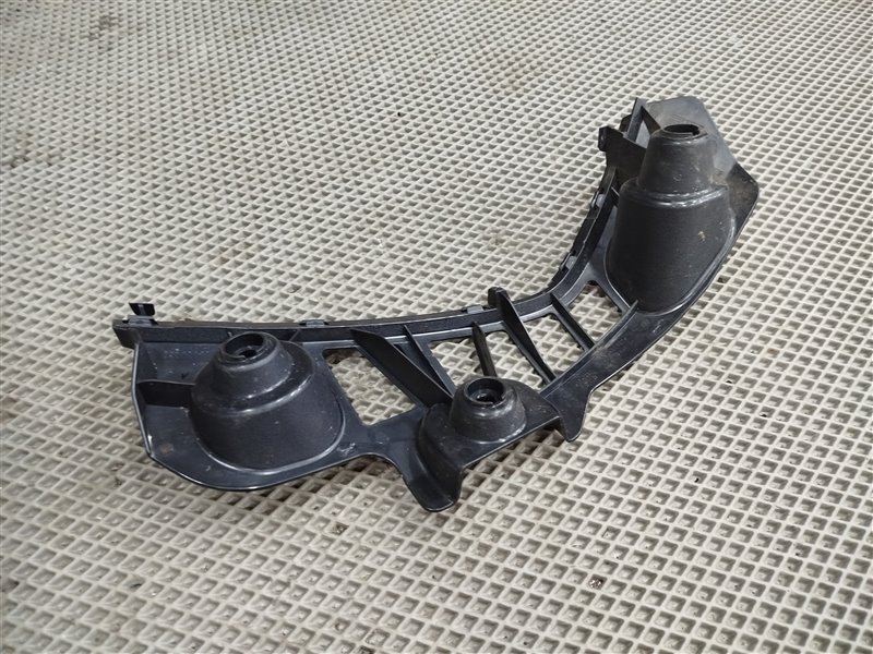 кронштейн бампера, 3220 рублей, Санкт-Петербург