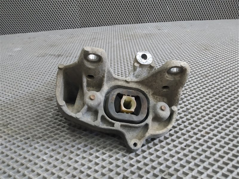 Кронштейн МКПП, 9205 рублей, Санкт-Петербург