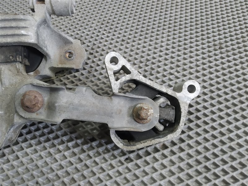 подушка двигателя, 11020 рублей, Санкт-Петербург