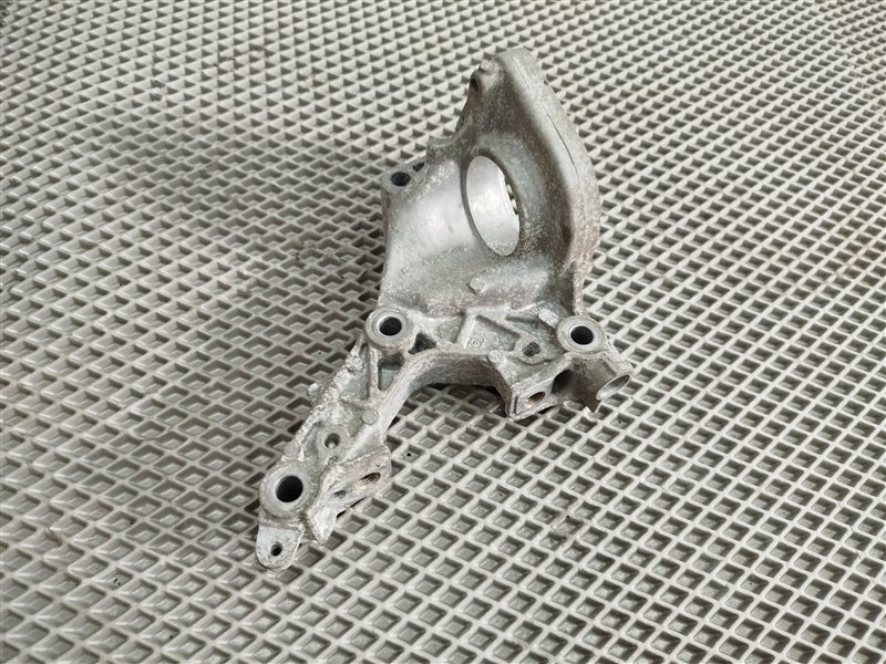 кронштейн двигателя, 3700 рублей, Санкт-Петербург