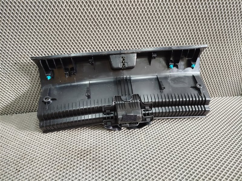 накладка багажника, 2790 рублей, Санкт-Петербург