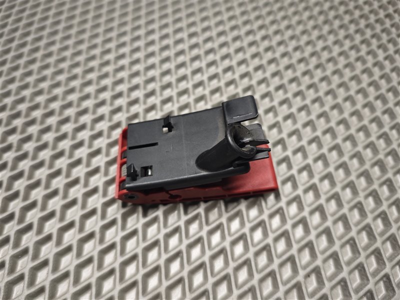 ручка открывания капота, 1860 рублей, Санкт-Петербург