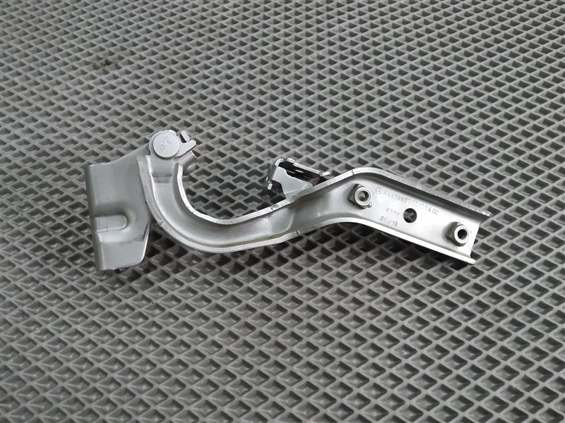 петля капота, 3735 рублей, Санкт-Петербург