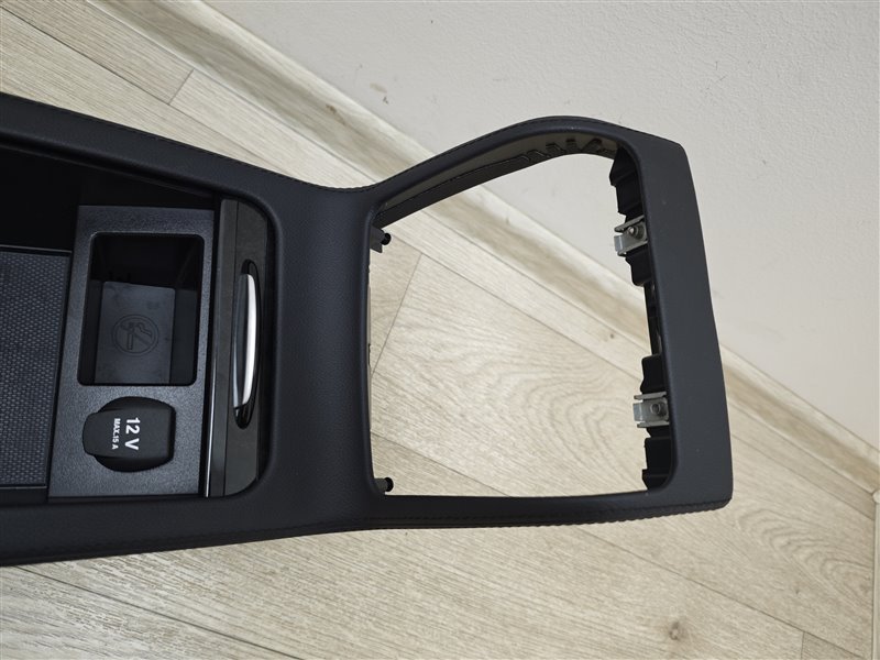 подлокотник, 4625 рублей, Санкт-Петербург