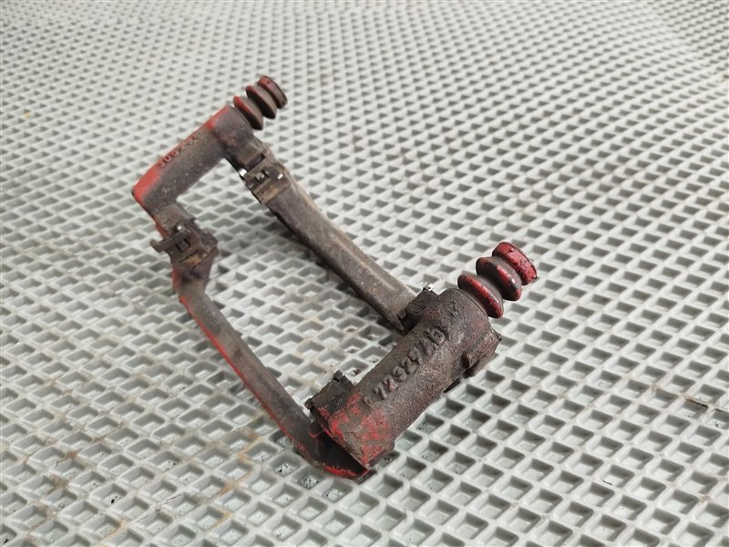 Скоба суппорта, 3700 рублей, Санкт-Петербург