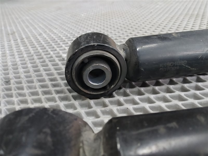 амортизатор, 12900 рублей, Санкт-Петербург