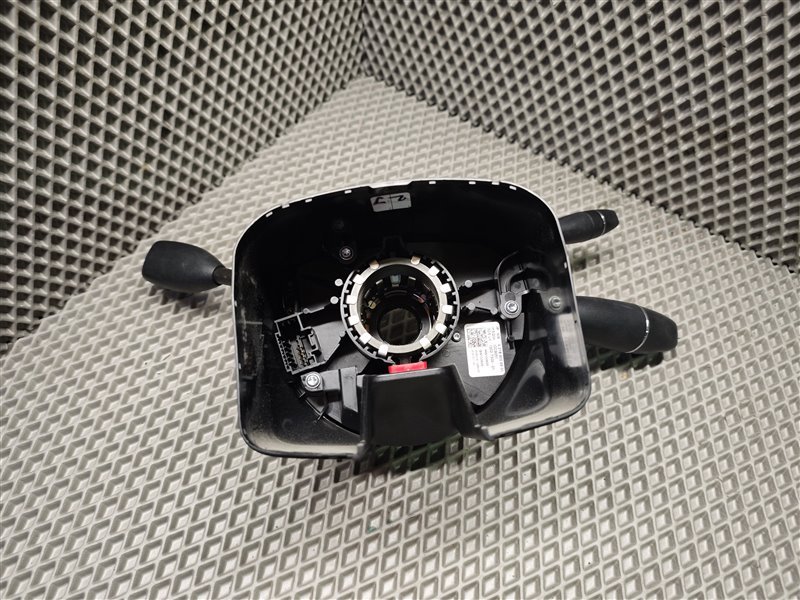 подрулевой переключатель, 7810 рублей, Санкт-Петербург