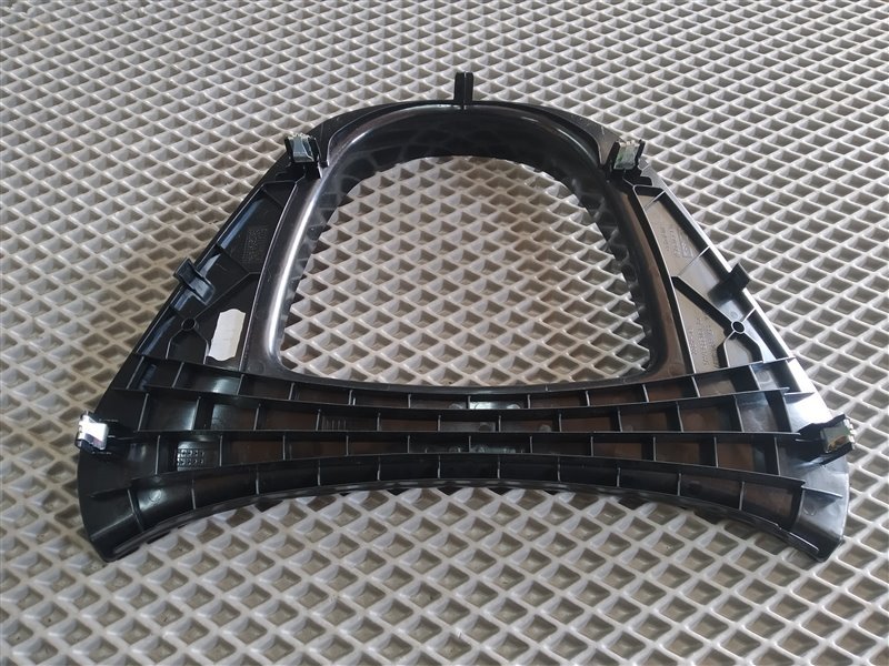 Накладка на торпедо, 2810 рублей, Санкт-Петербург