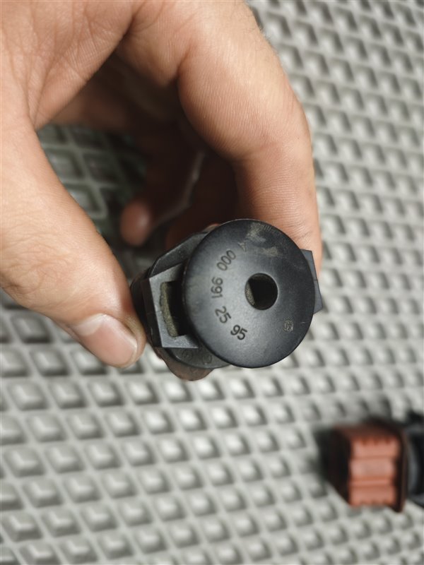 кронштейн радиатора, 1415 рублей, Санкт-Петербург