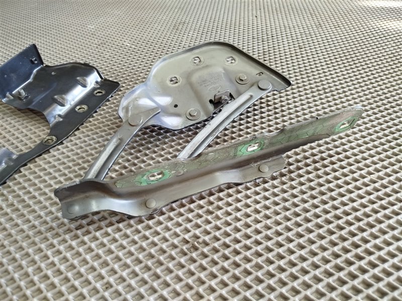 петля капота, 4185 рублей, Санкт-Петербург