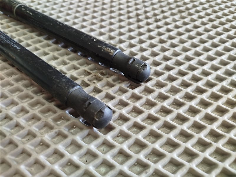 амортизатор капота, 2660 рублей, Санкт-Петербург