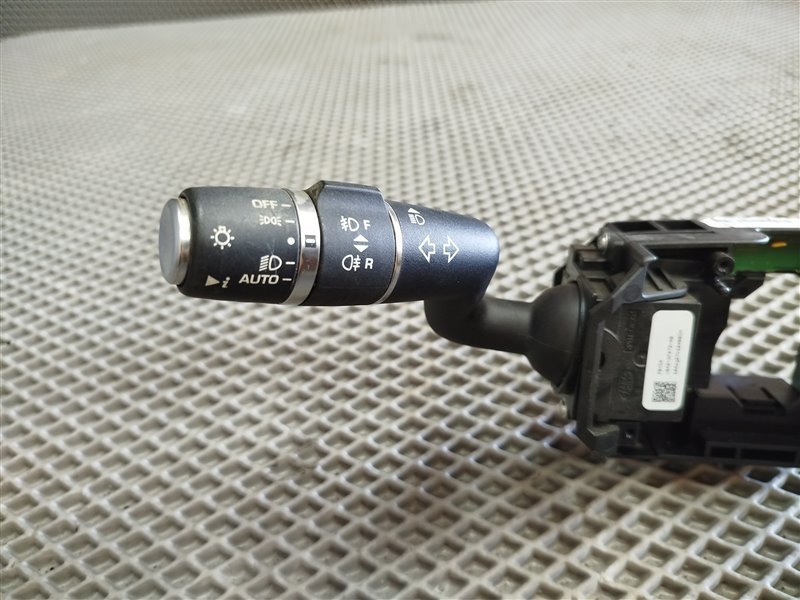 подрулевой переключатель, 7880 рублей, Санкт-Петербург