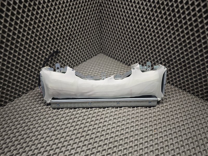 подушка безопасности коленная, 2800 рублей, Санкт-Петербург