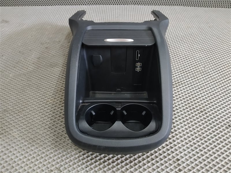 центральная консоль, 12000 рублей, Санкт-Петербург