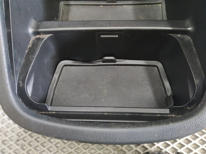 центральная консоль, 12000 рублей, Санкт-Петербург