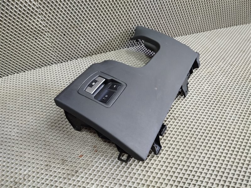 накладка под торпедо, 4655 рублей, Санкт-Петербург