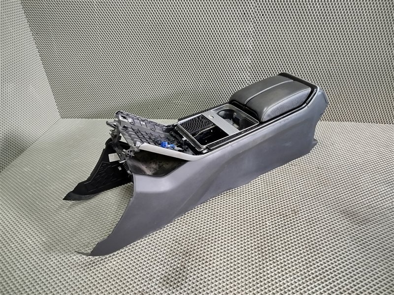 подлокотник, 12055 рублей, Санкт-Петербург