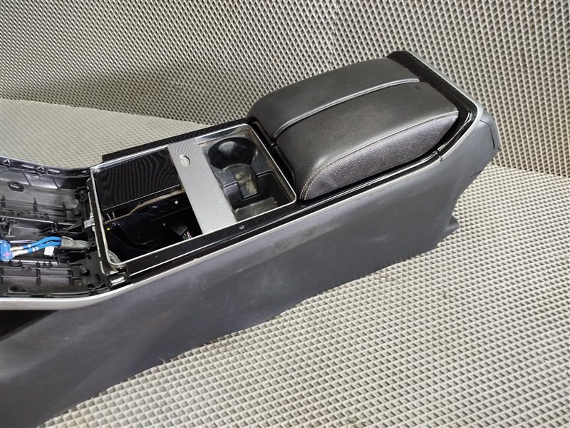 подлокотник, 12055 рублей, Санкт-Петербург